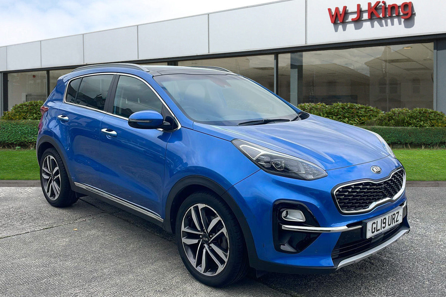 Main listing image - Kia Sportage
