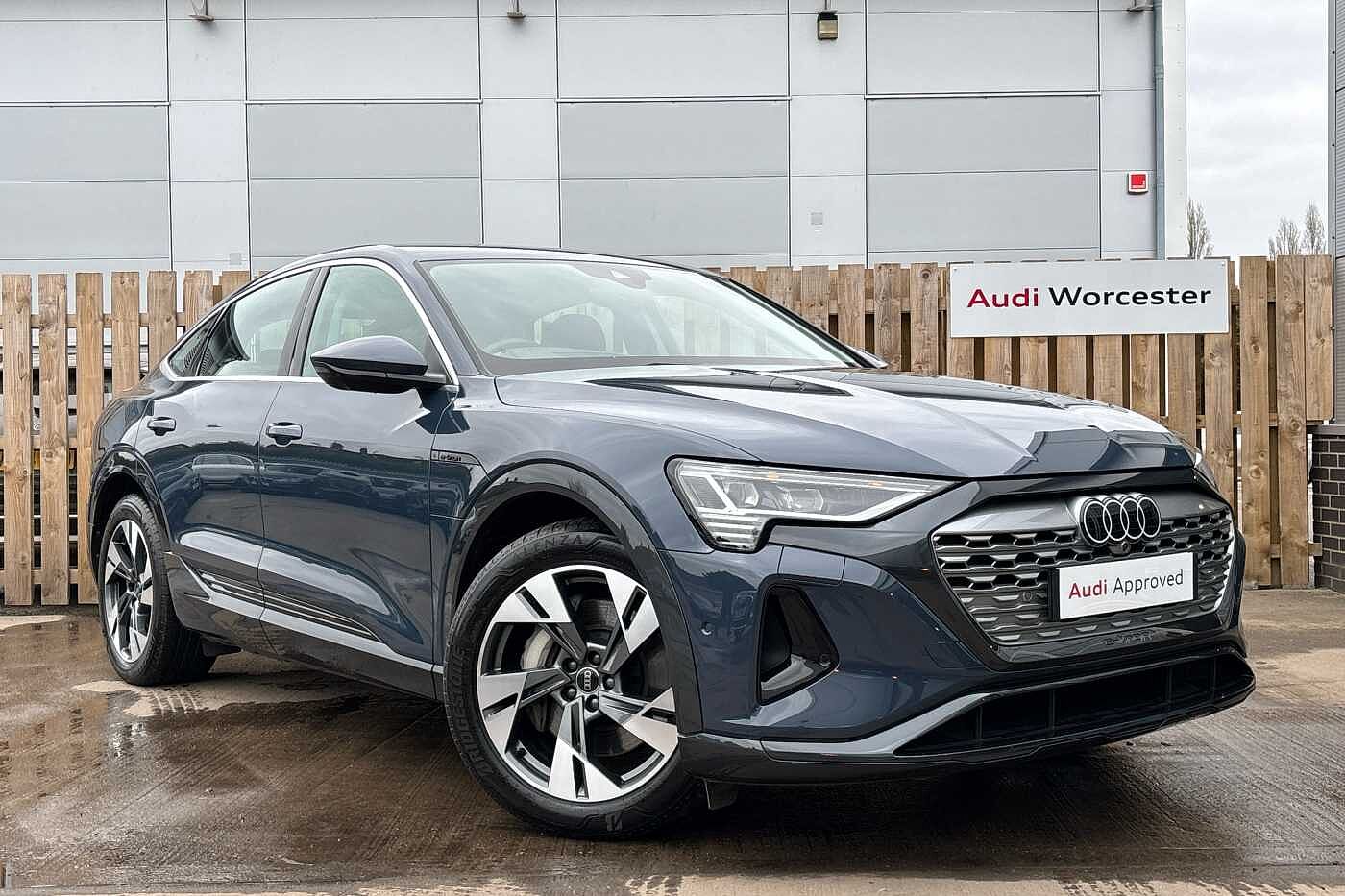 Main listing image - Audi Q8 e-tron