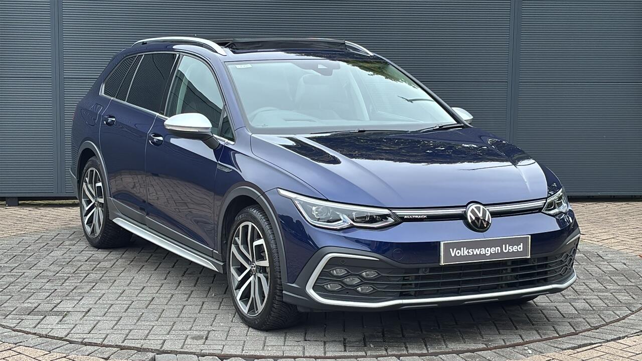 Main listing image - Volkswagen Golf Alltrack