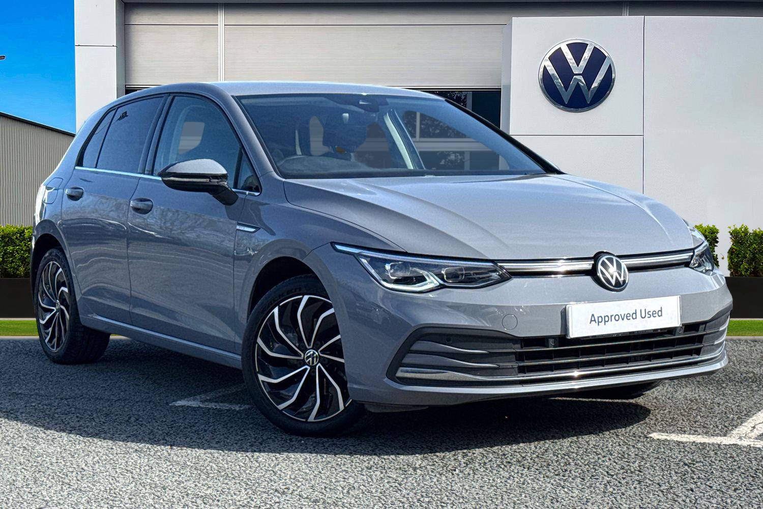 Main listing image - Volkswagen Golf