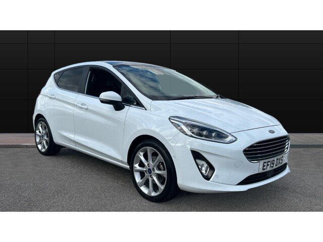 Main listing image - Ford Fiesta