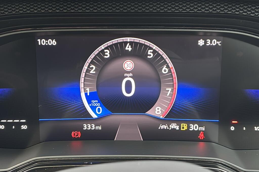 Main listing image - Volkswagen Taigo