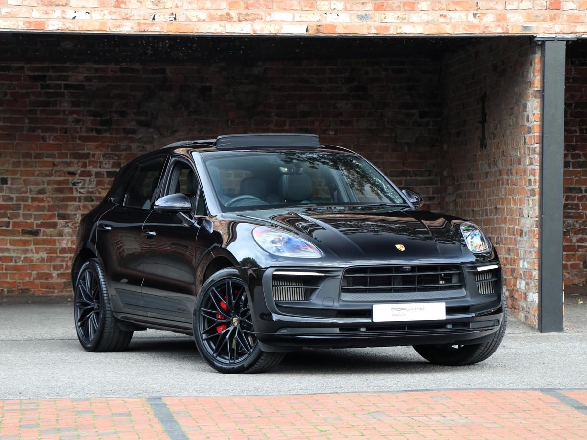 Main listing image - Porsche Macan