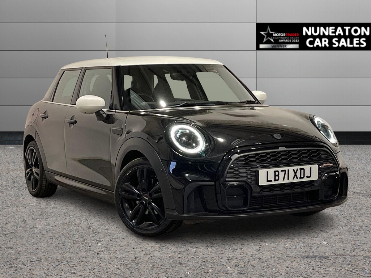 Main listing image - MINI Hatchback 5dr