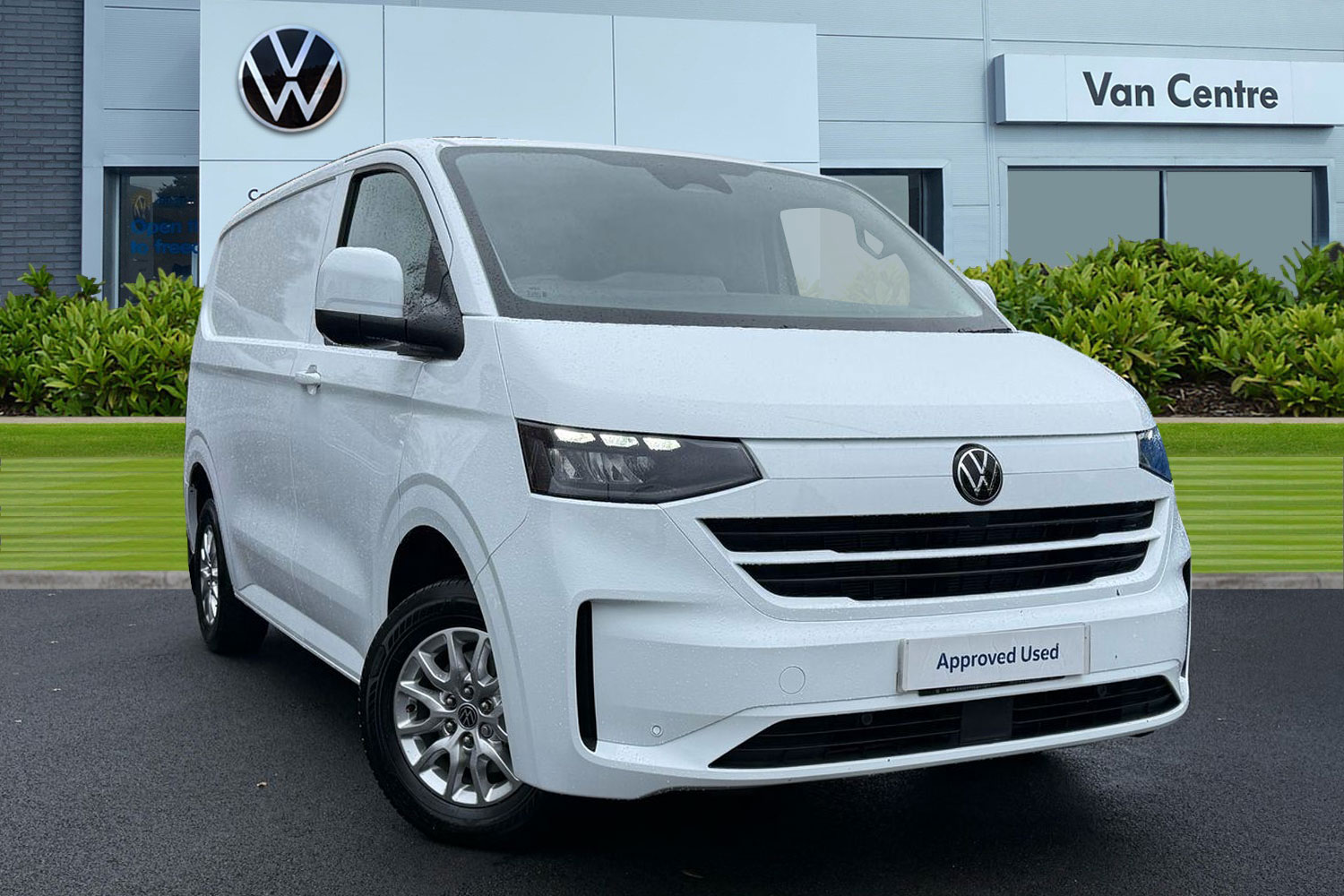 Main listing image - Volkswagen Transporter