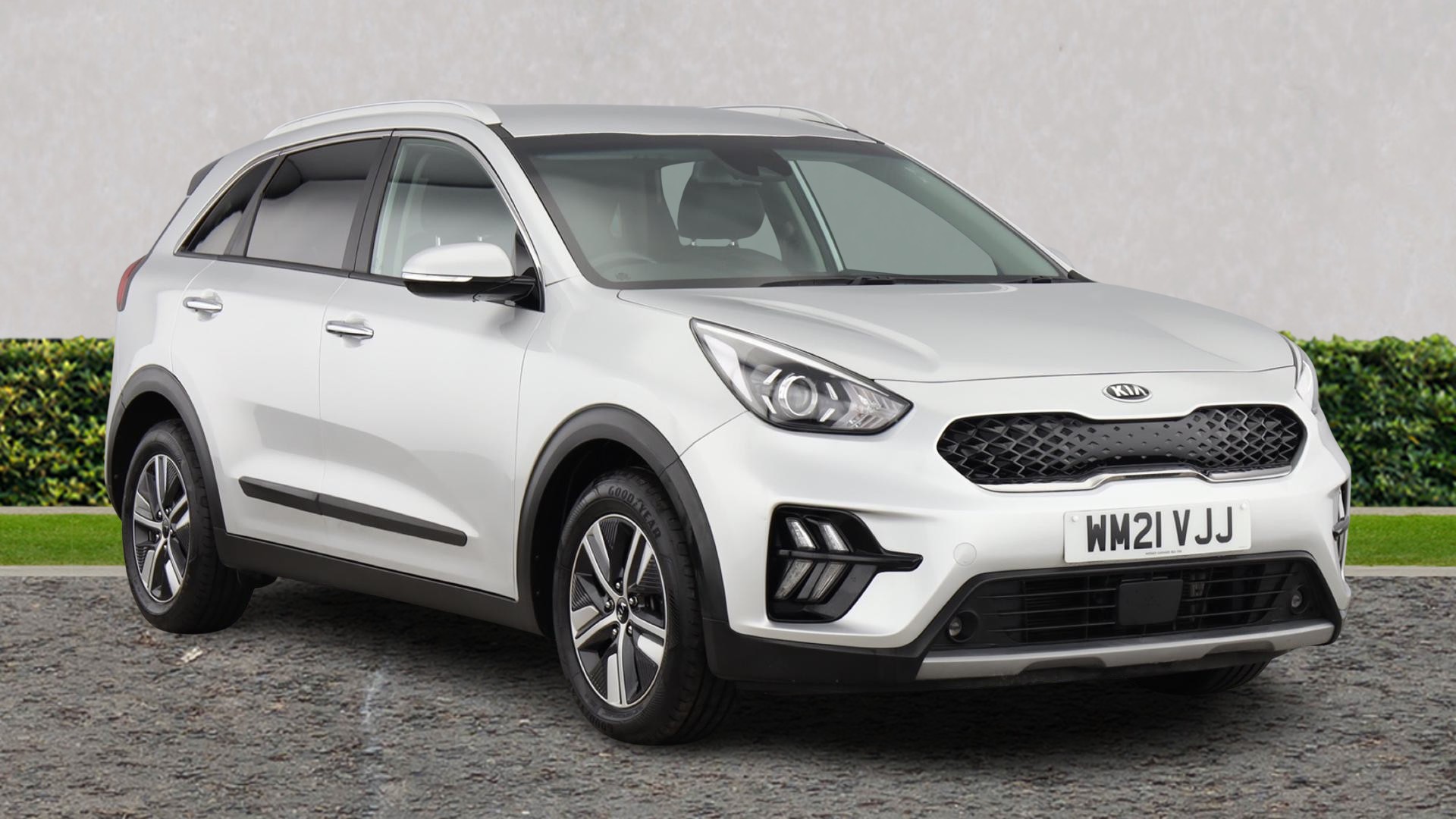 Main listing image - Kia Niro