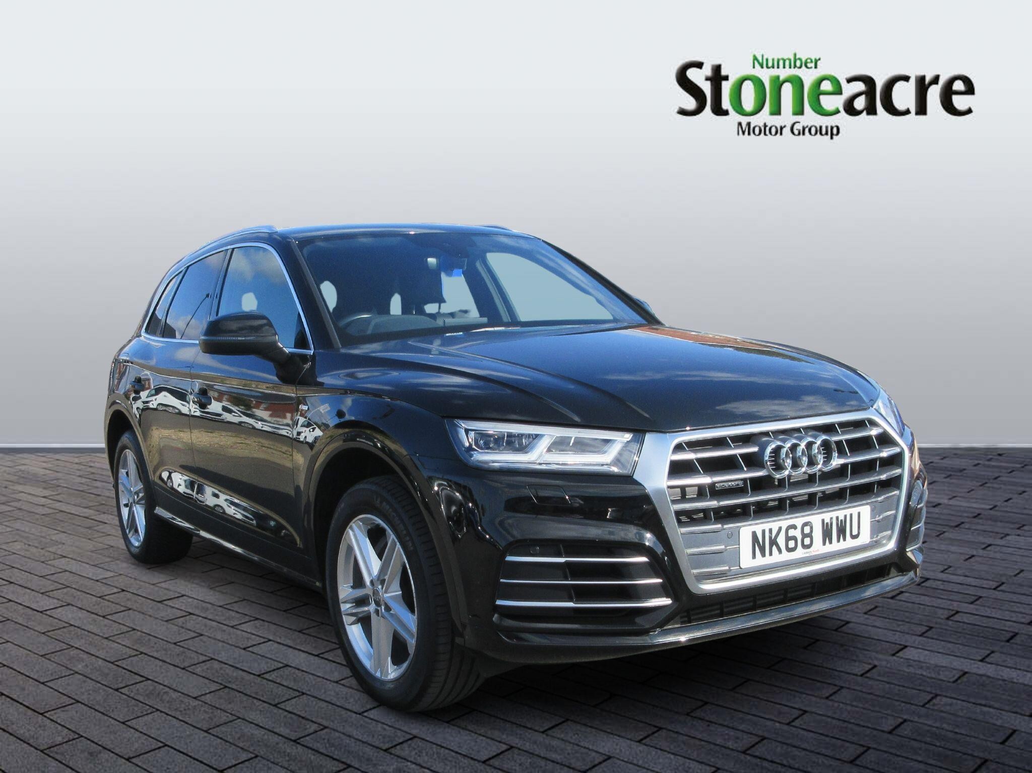 Main listing image - Audi Q5