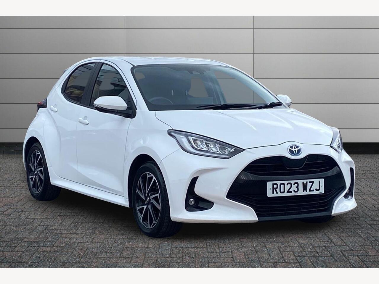 Main listing image - Toyota Yaris
