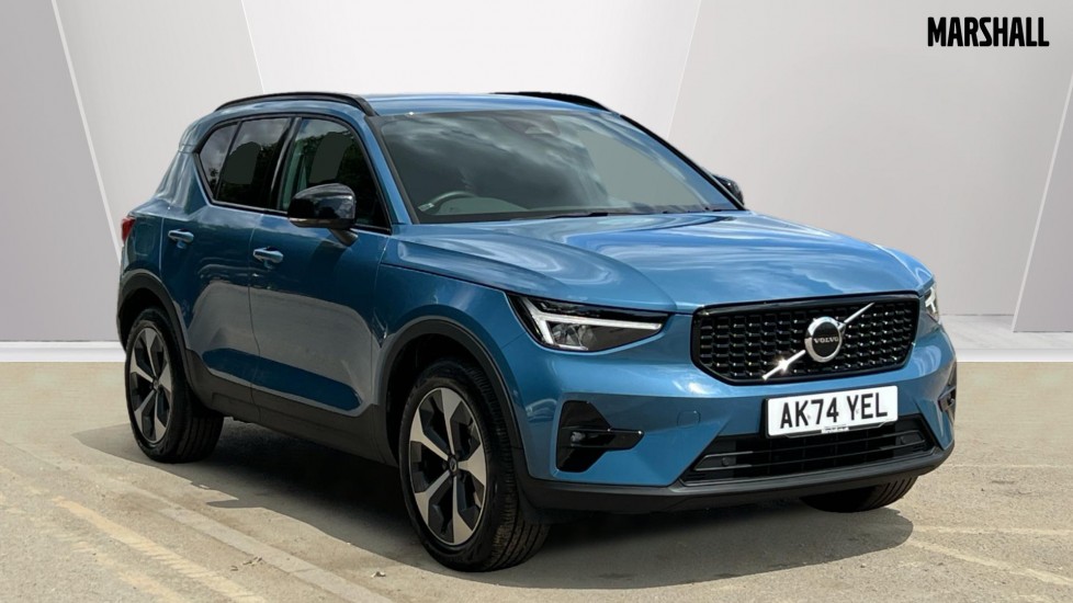 Main listing image - Volvo XC40