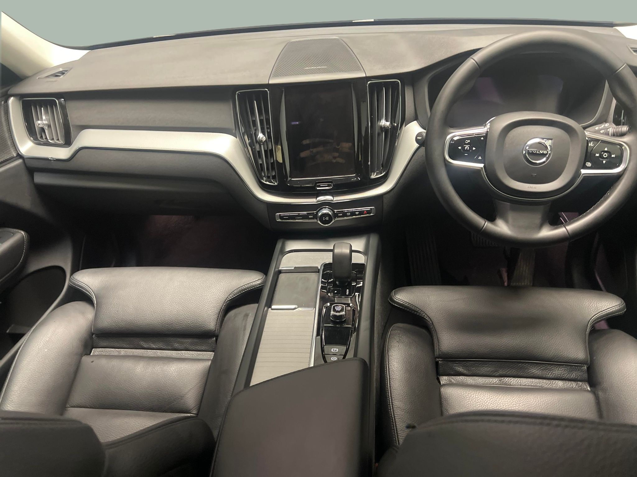 Main listing image - Volvo XC60