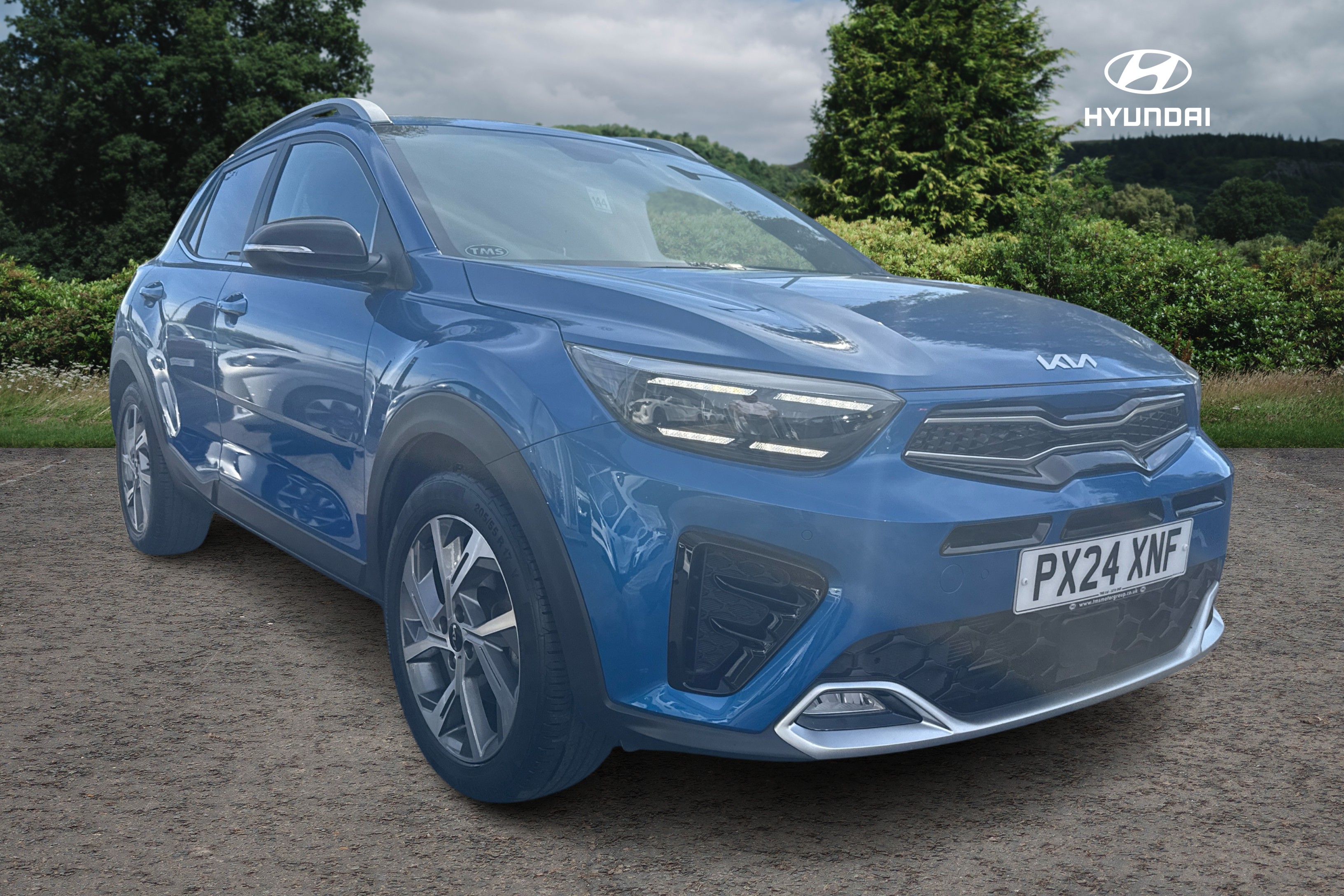 Main listing image - Kia Stonic