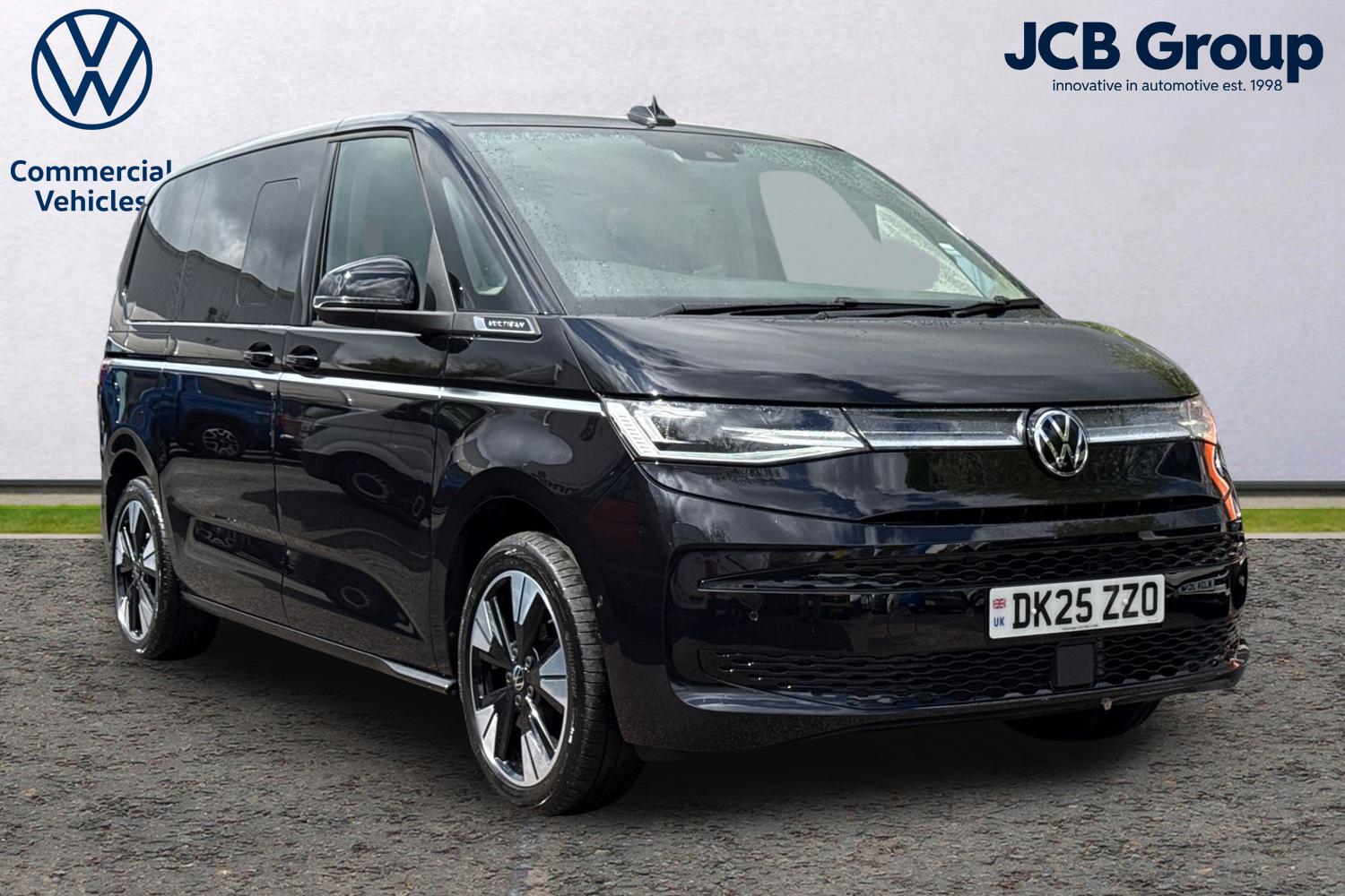 Main listing image - Volkswagen Multivan