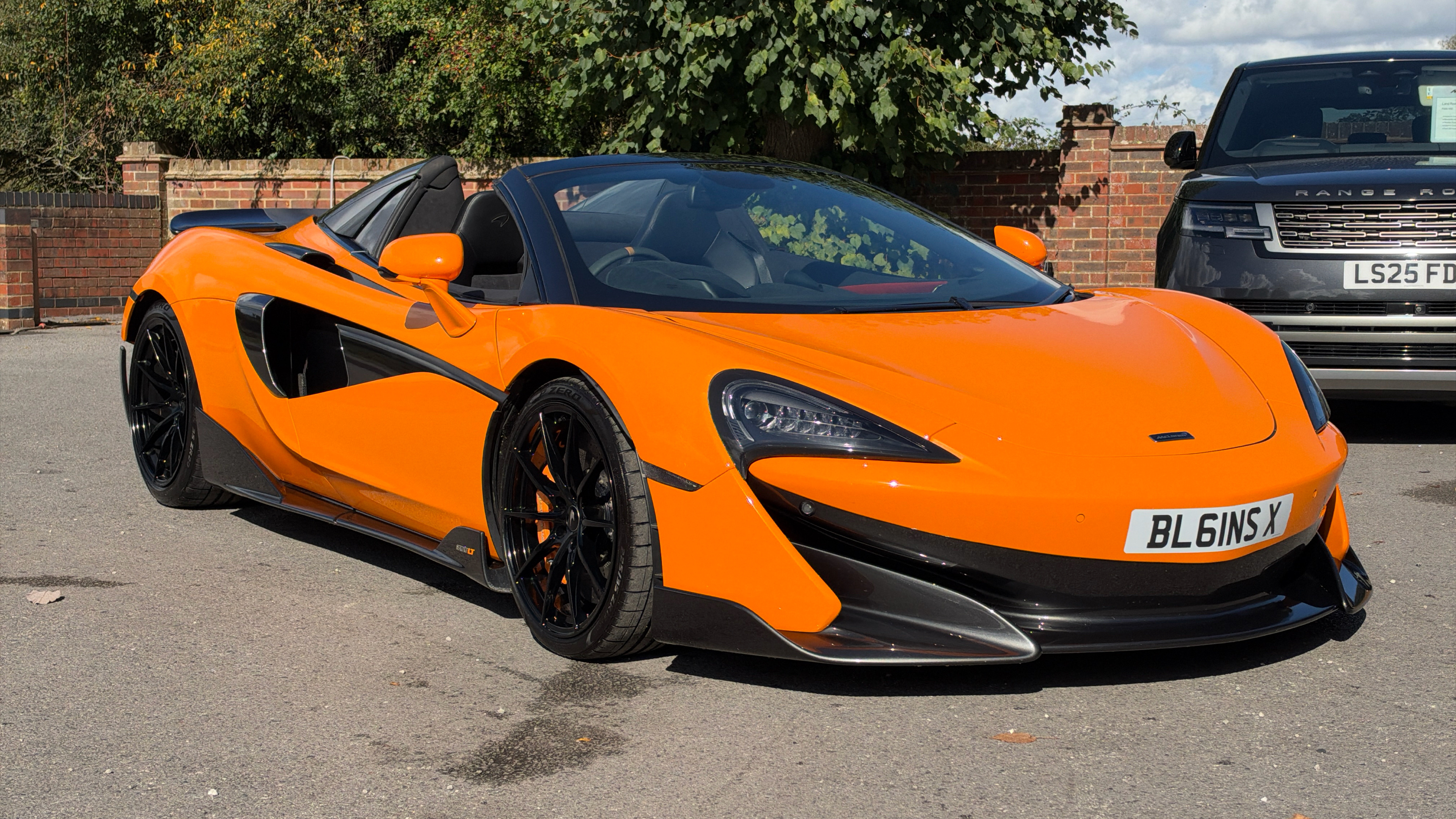 Main listing image - McLaren 600LT