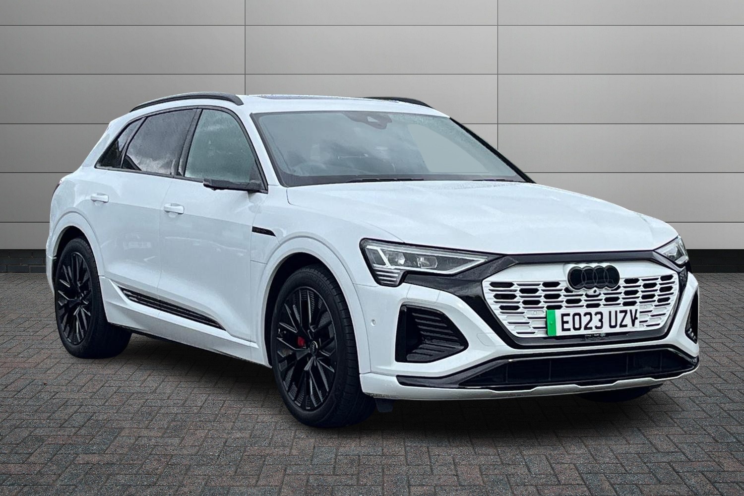 Main listing image - Audi Q8 e-tron