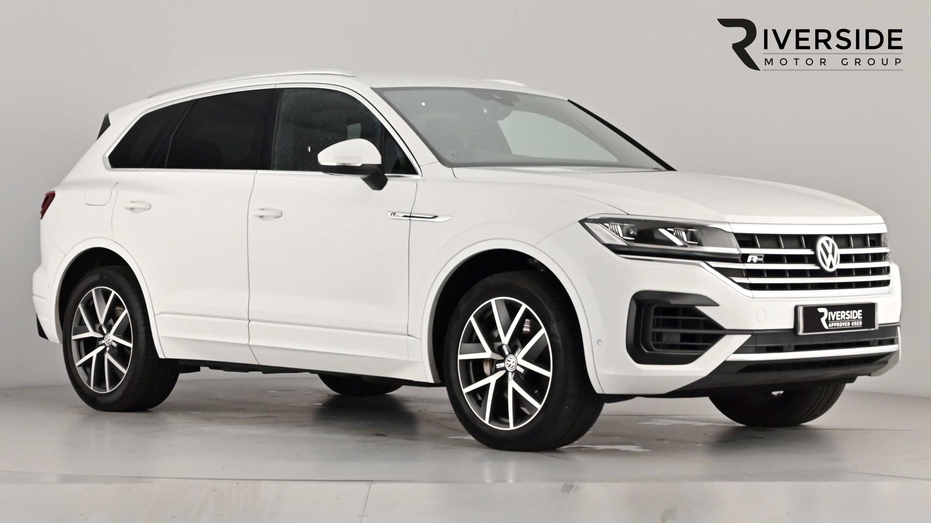 Main listing image - Volkswagen Touareg