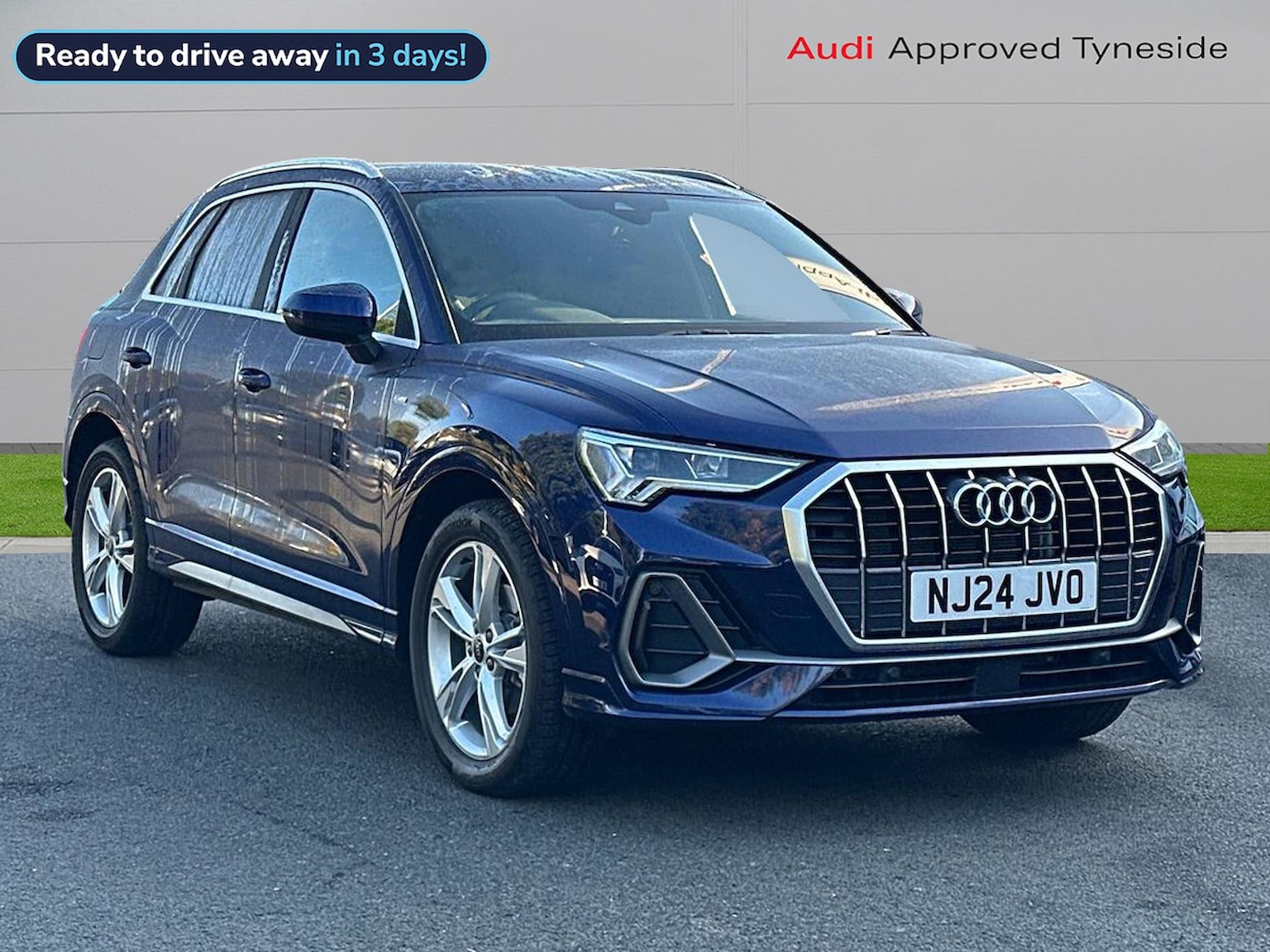 Main listing image - Audi Q3