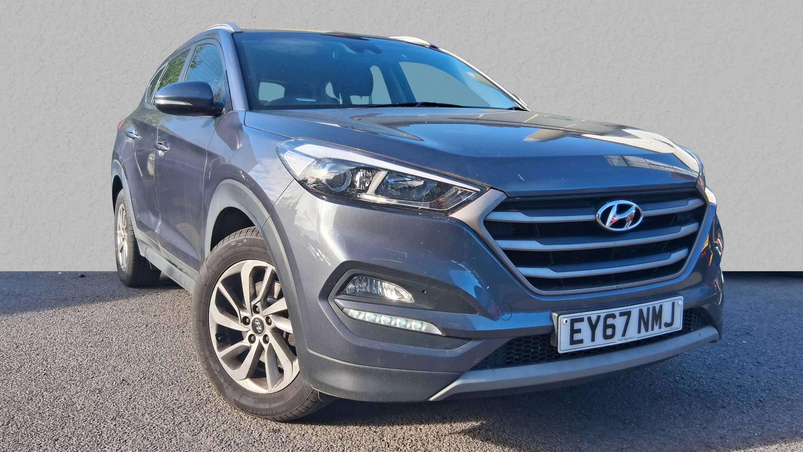 Main listing image - Hyundai Tucson