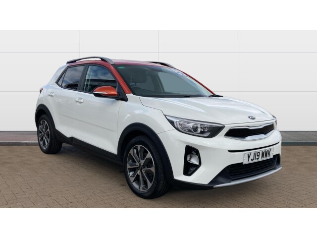 Main listing image - Kia Stonic