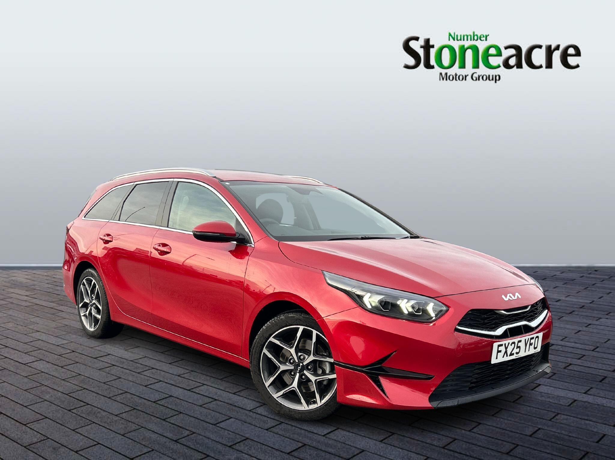 Main listing image - Kia Ceed SW