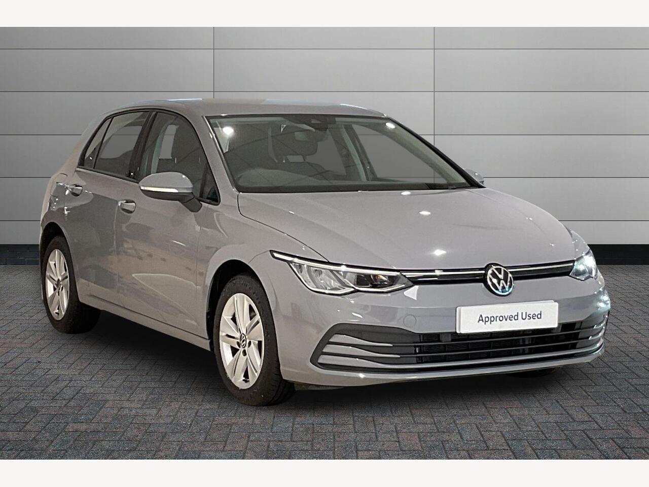 Main listing image - Volkswagen Golf