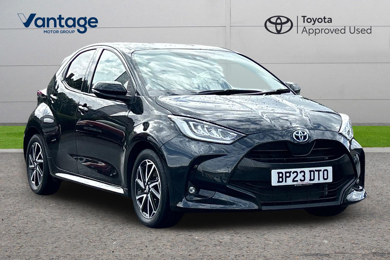 Main listing image - Toyota Yaris