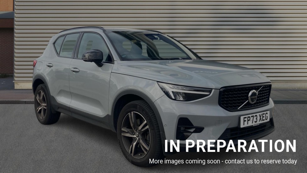 Main listing image - Volvo XC40