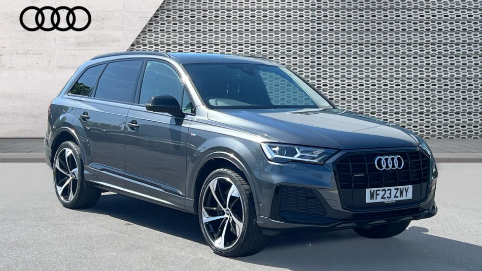 Main listing image - Audi Q7