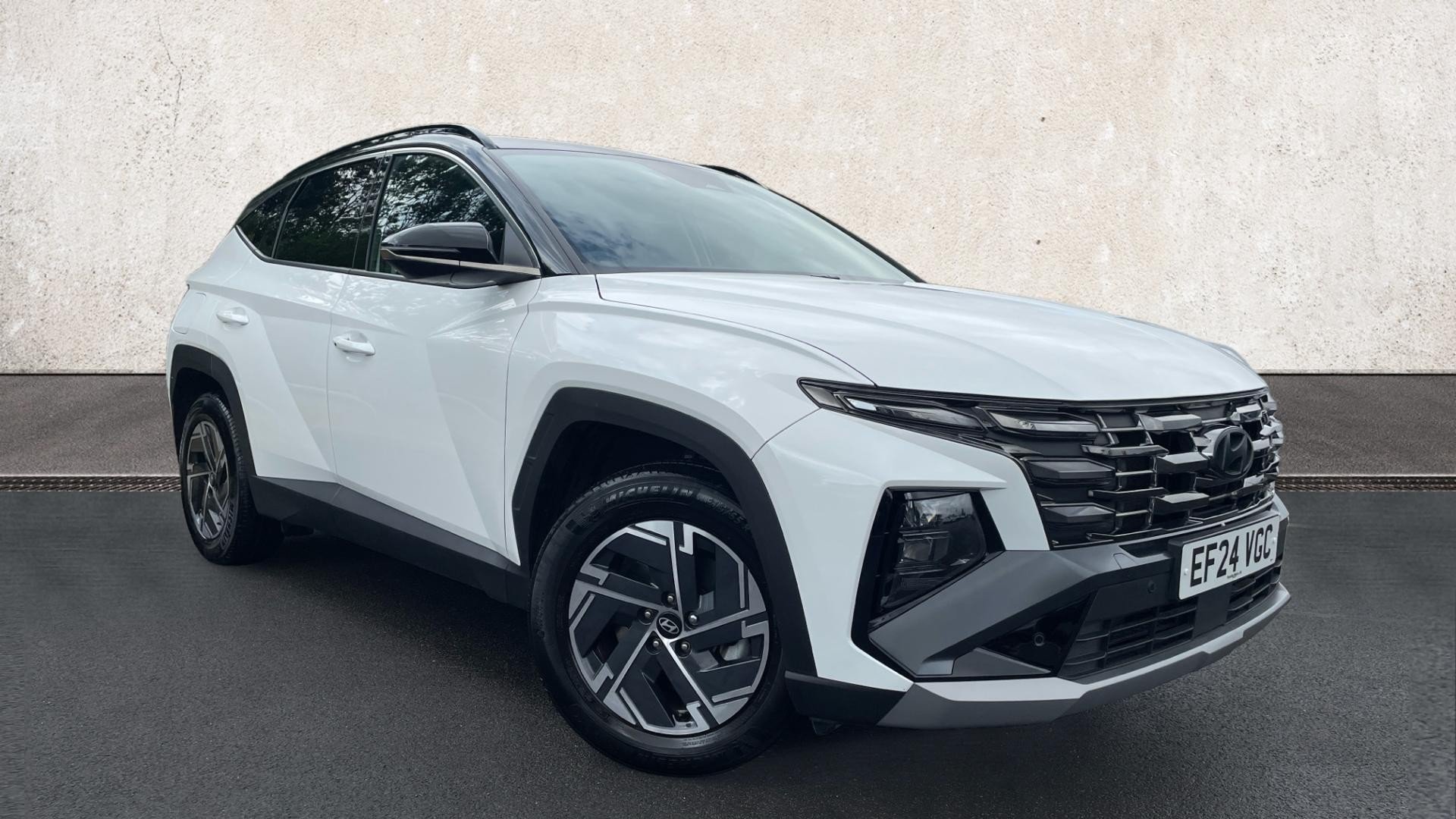 Main listing image - Hyundai Tucson