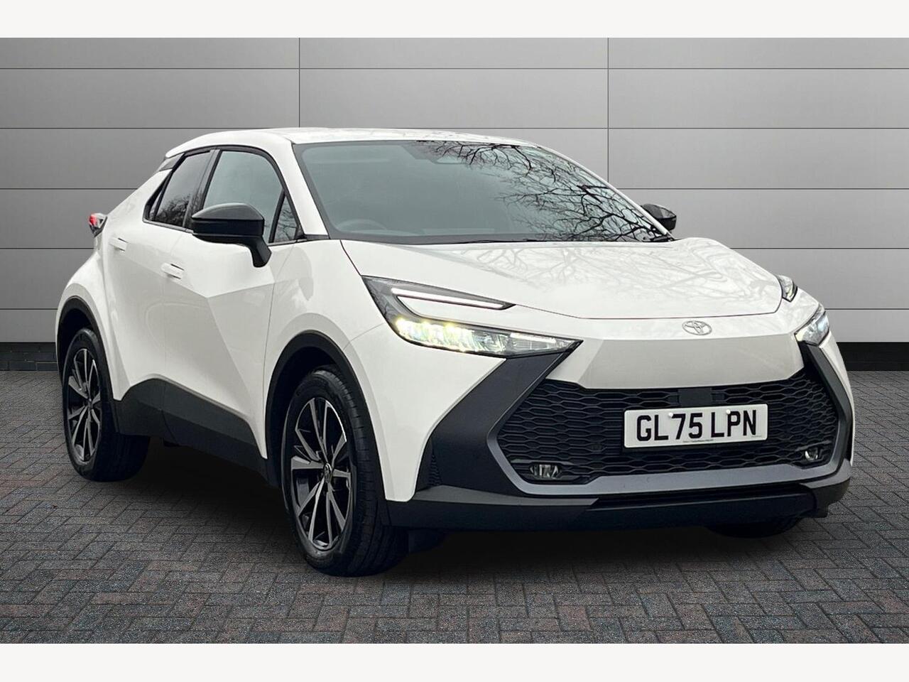 Main listing image - Toyota C-HR