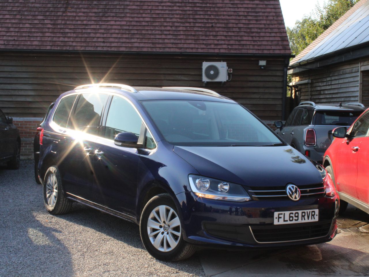 Main listing image - Volkswagen Sharan