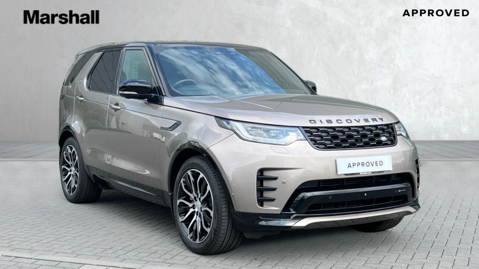 Main listing image - Land Rover Discovery
