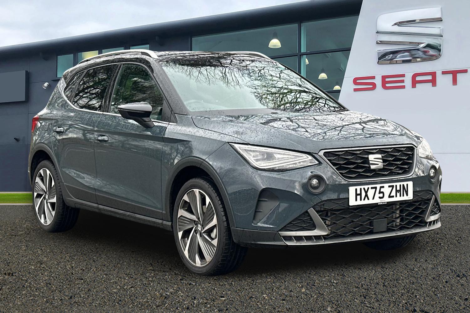 Main listing image - SEAT Arona