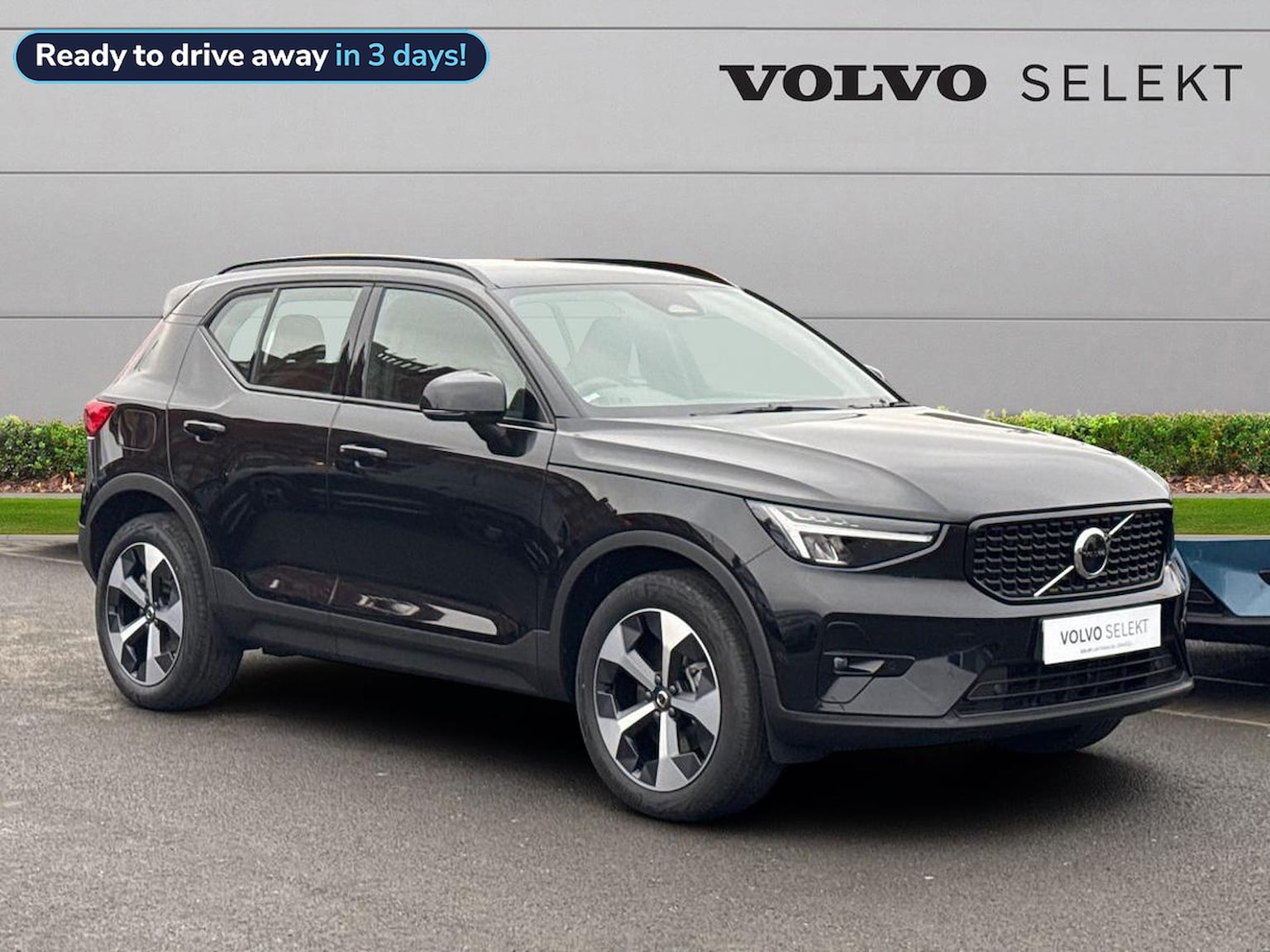 Main listing image - Volvo XC40