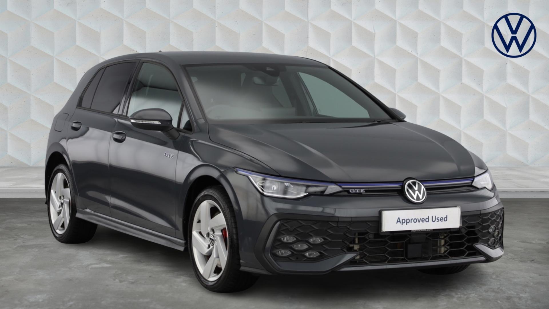 Main listing image - Volkswagen Golf GTE