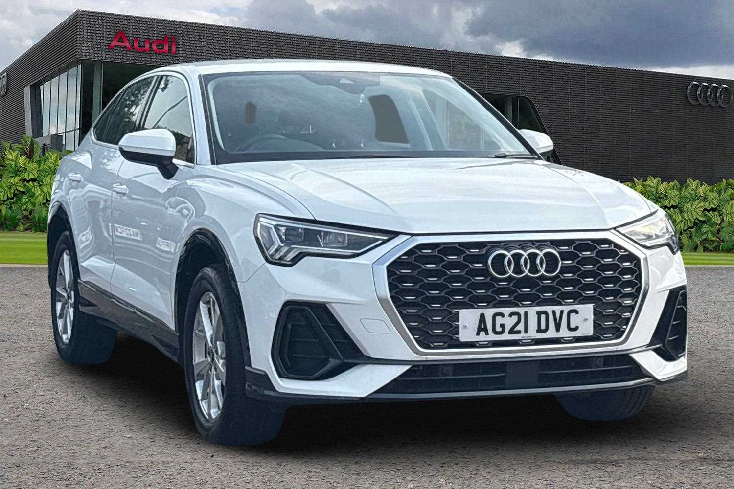 Main listing image - Audi Q3