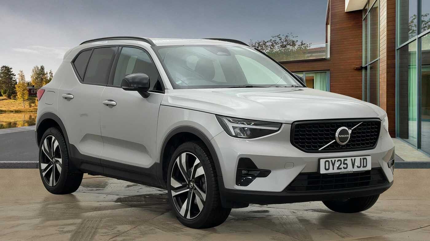 Main listing image - Volvo XC40