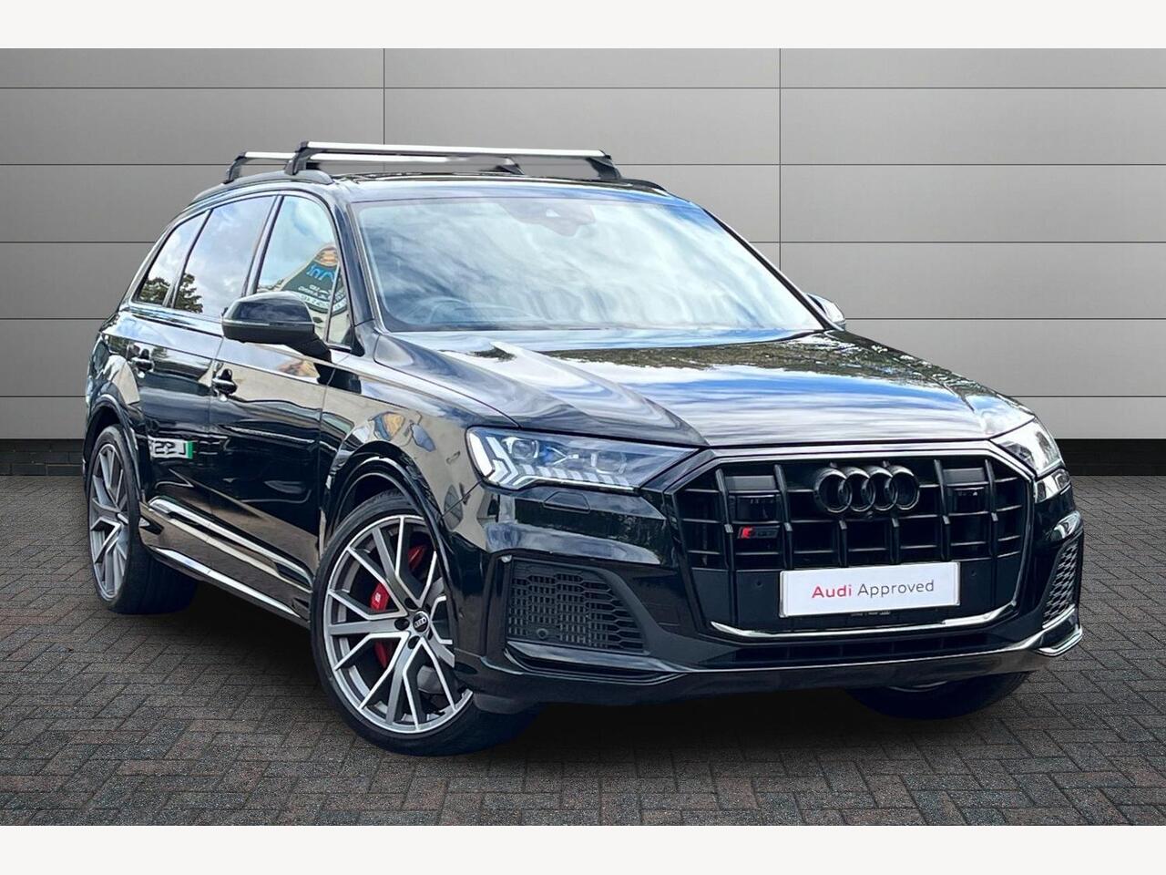 Main listing image - Audi Q7