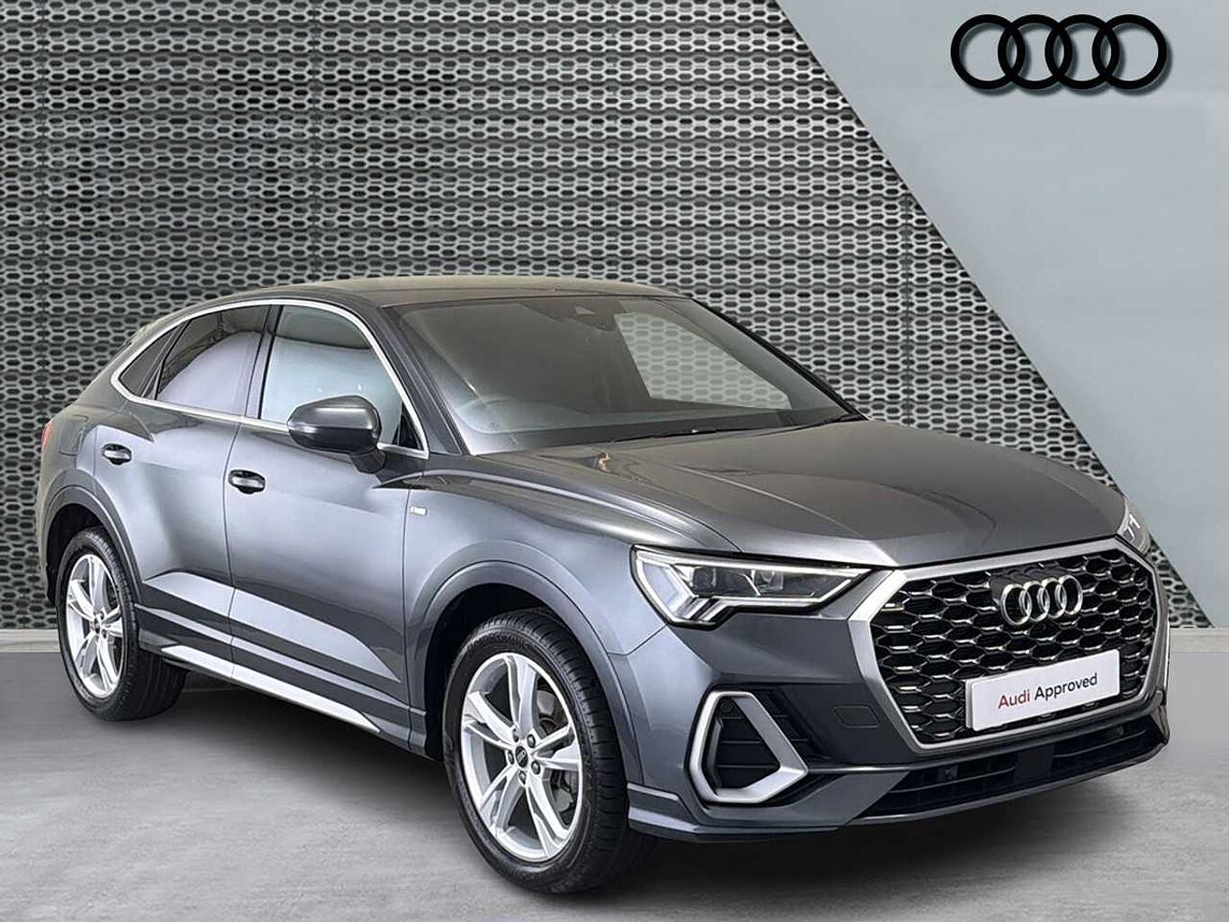 Main listing image - Audi Q3