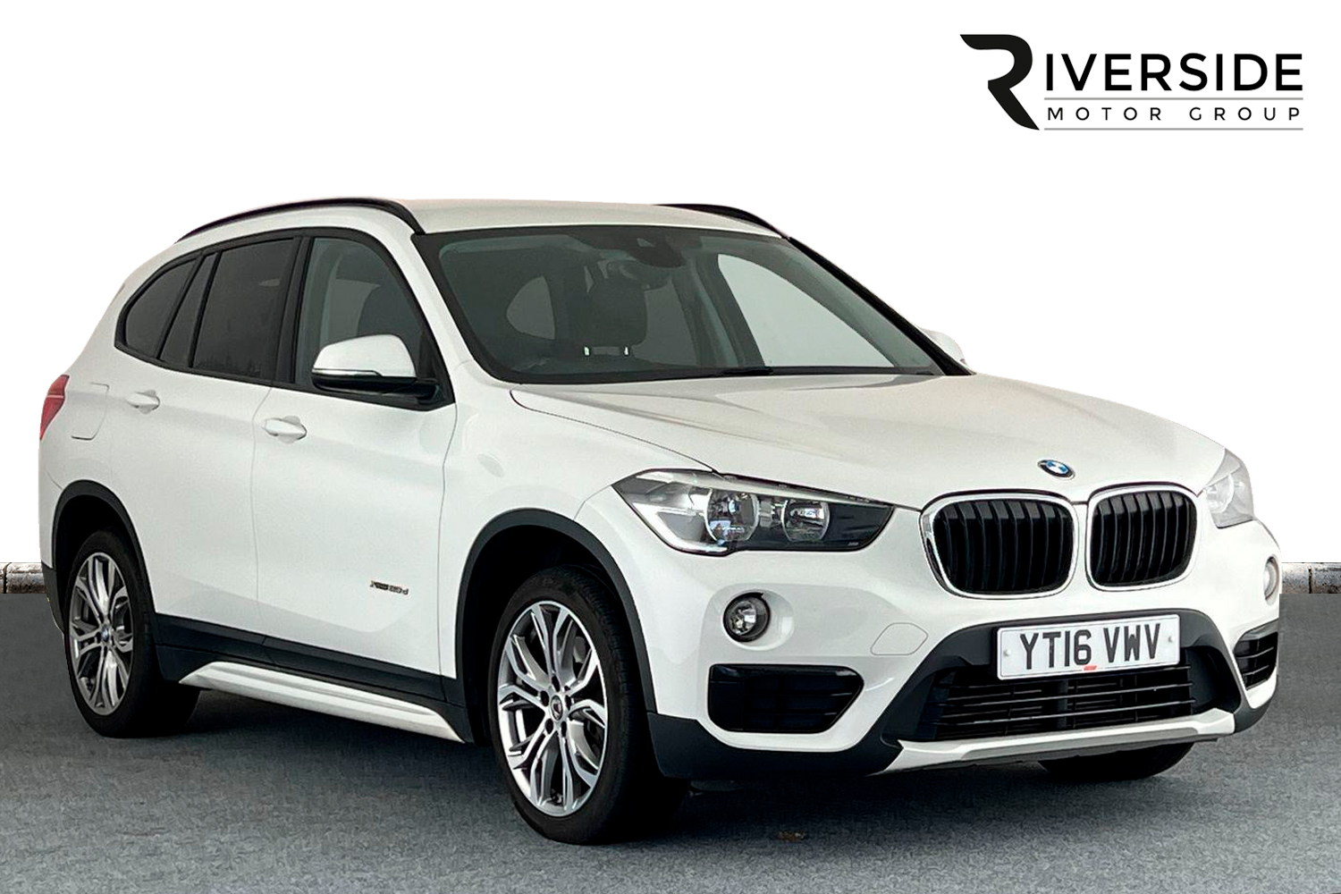 Main listing image - BMW X1