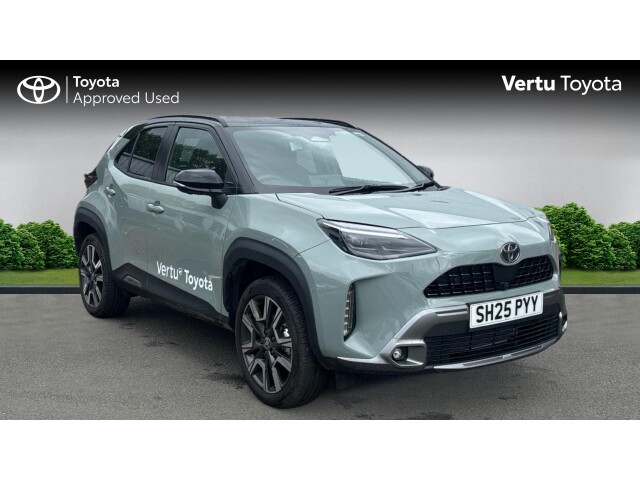 Main listing image - Toyota Yaris Cross