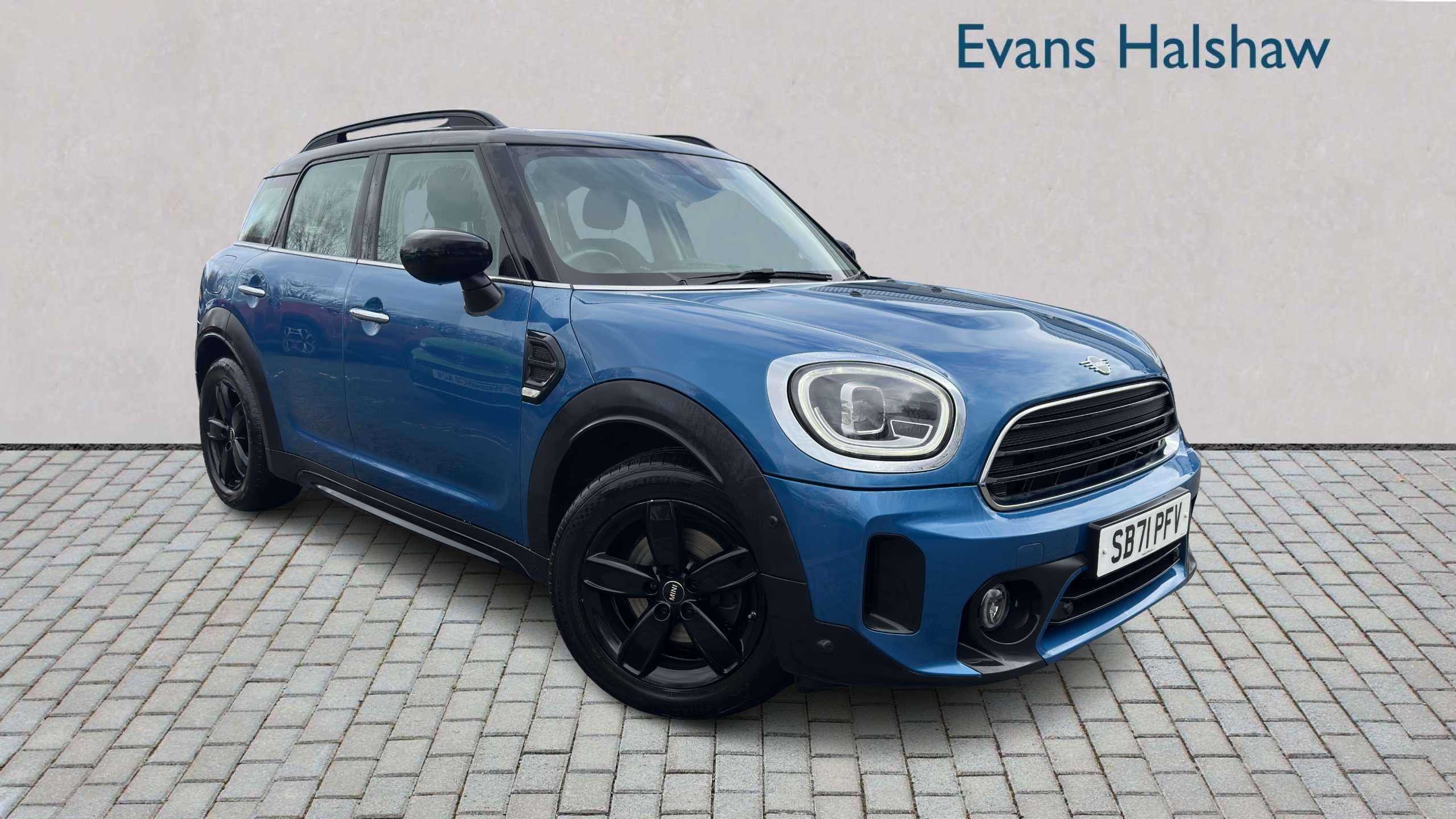 Main listing image - MINI Countryman