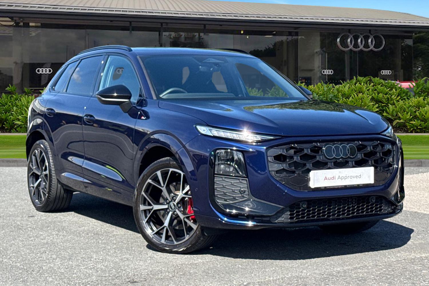 Main listing image - Audi Q3