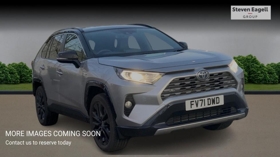 Main listing image - Toyota RAV4