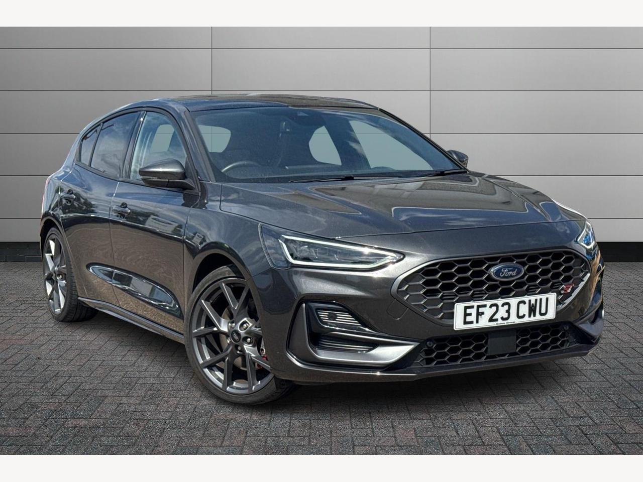 Main listing image - Ford Focus ST