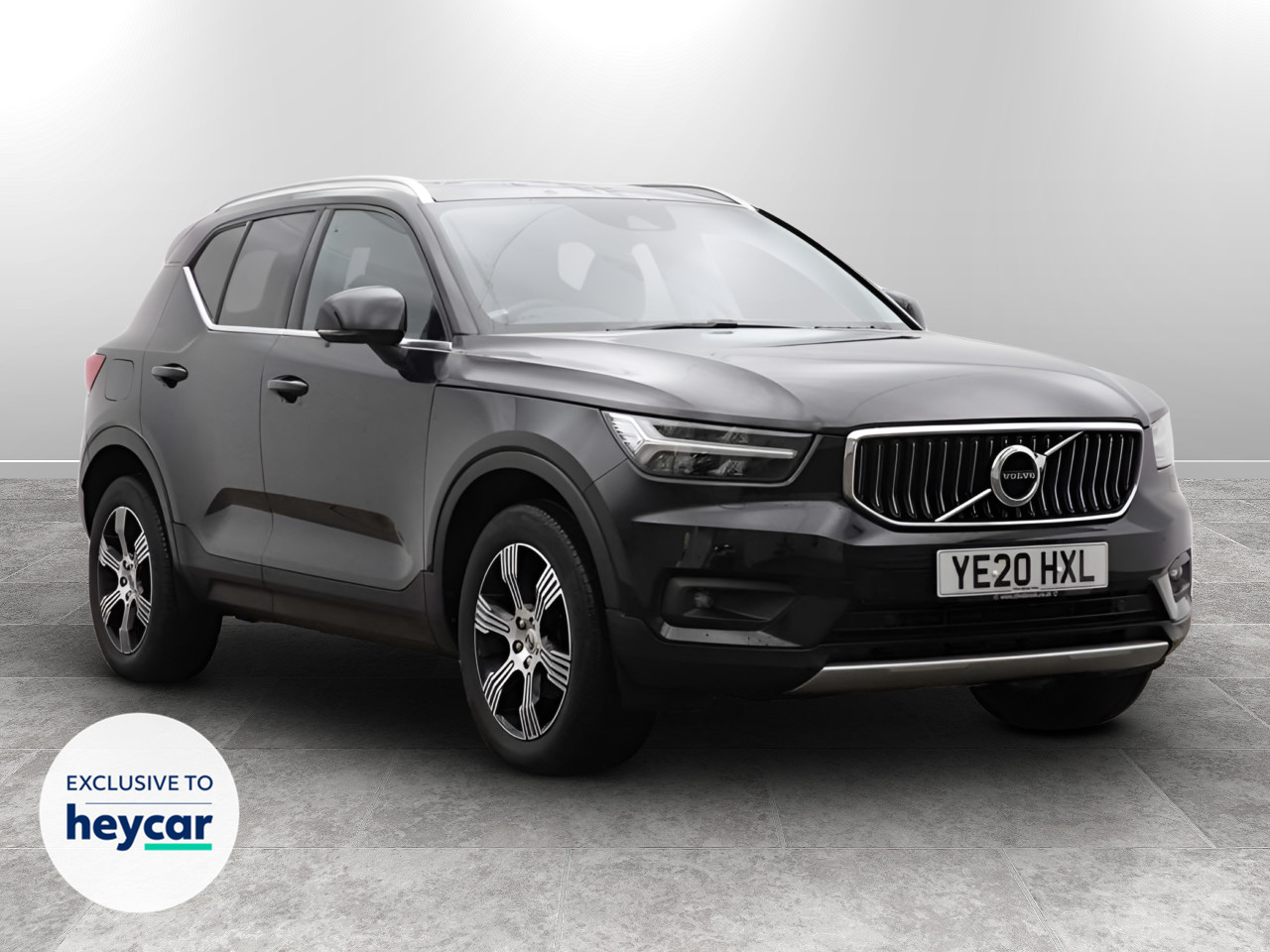 Main listing image - Volvo XC40