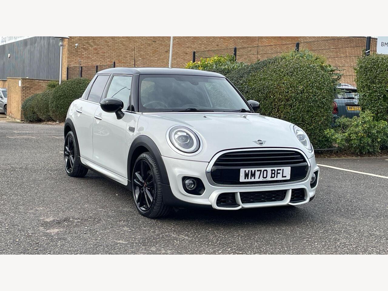 Main listing image - MINI Hatchback 5dr