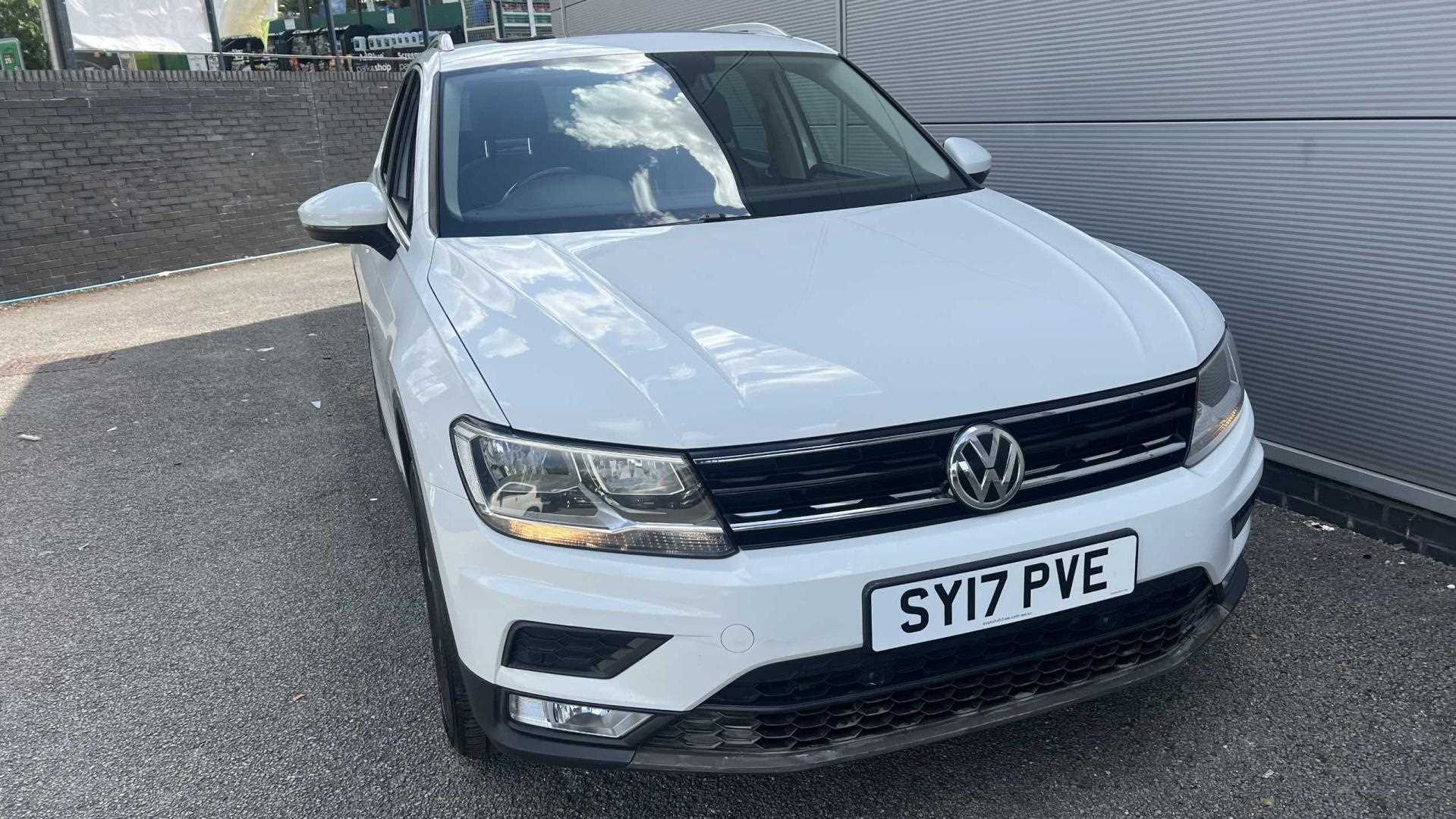 Main listing image - Volkswagen Tiguan