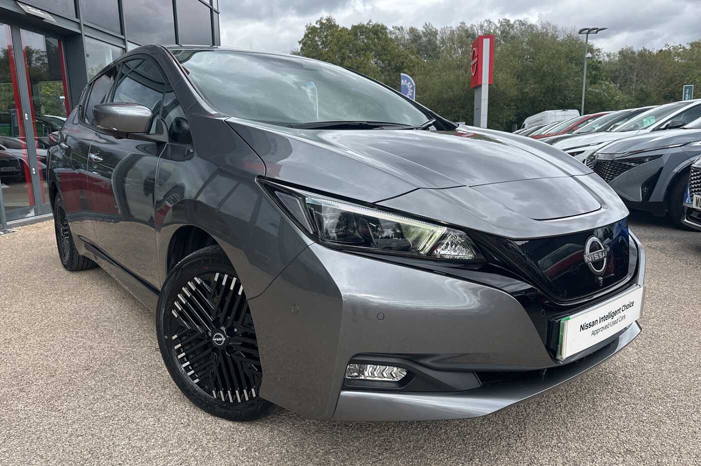Main listing image - Nissan Leaf