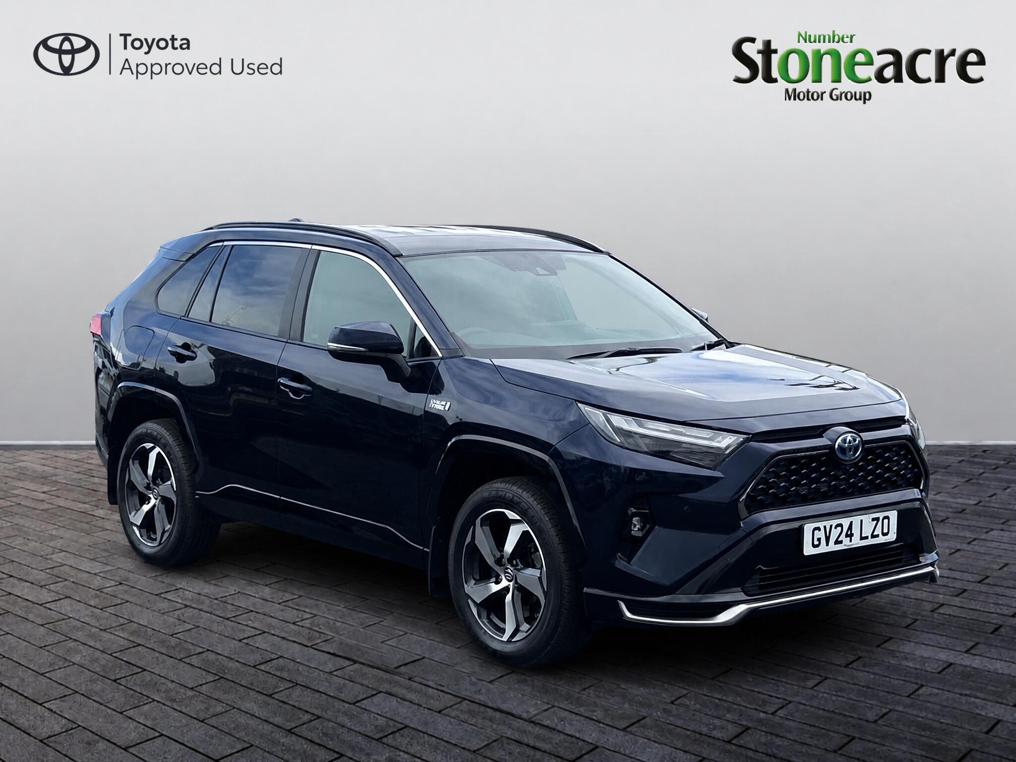 Main listing image - Toyota RAV4