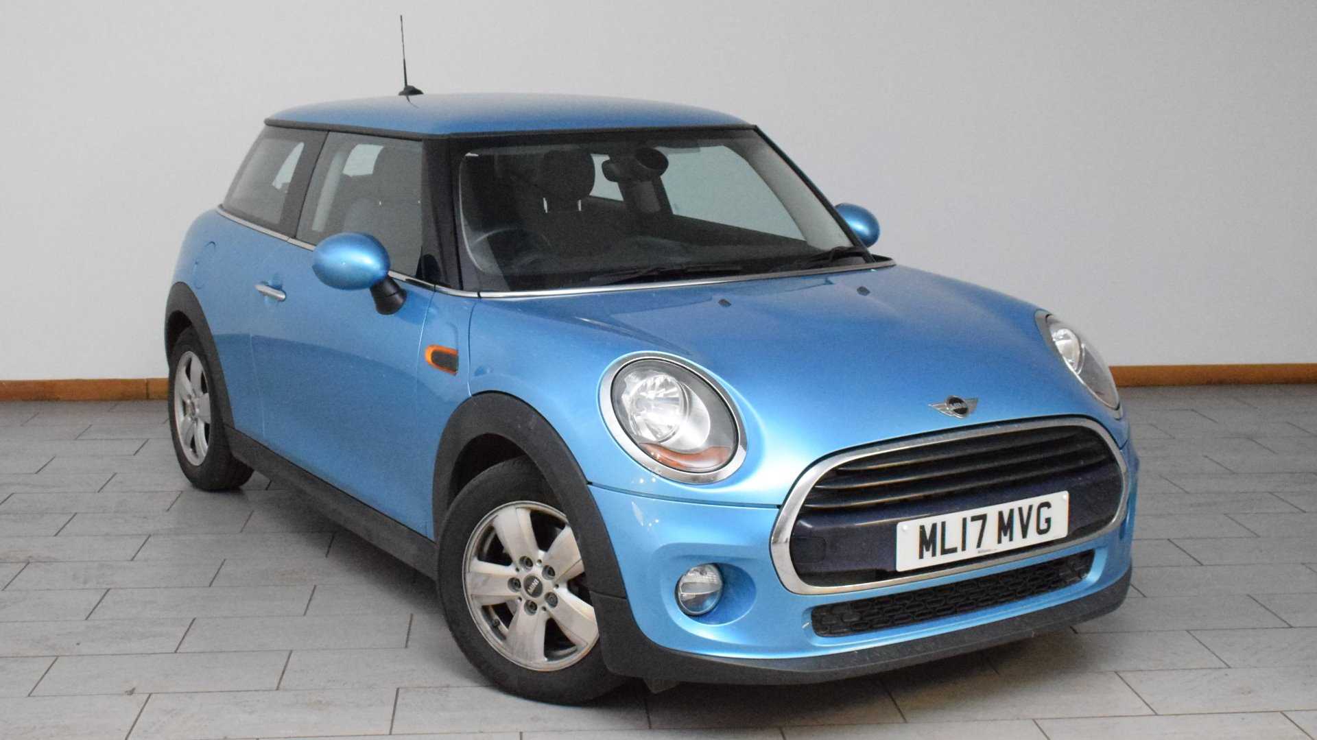 Main listing image - MINI Hatchback